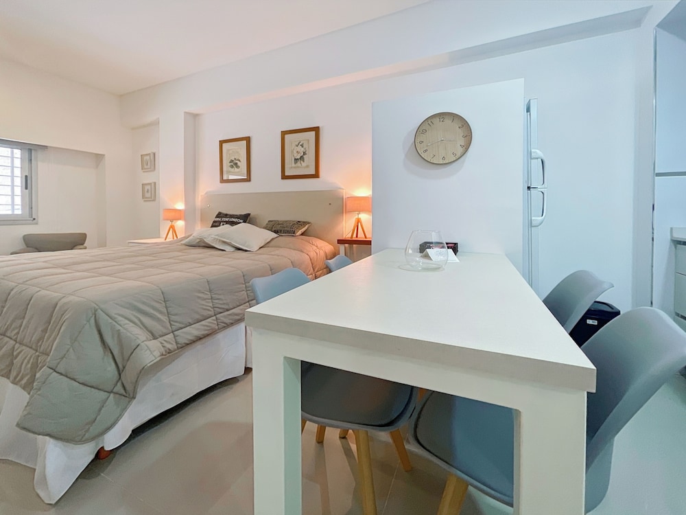 Ayres Suites Moreno