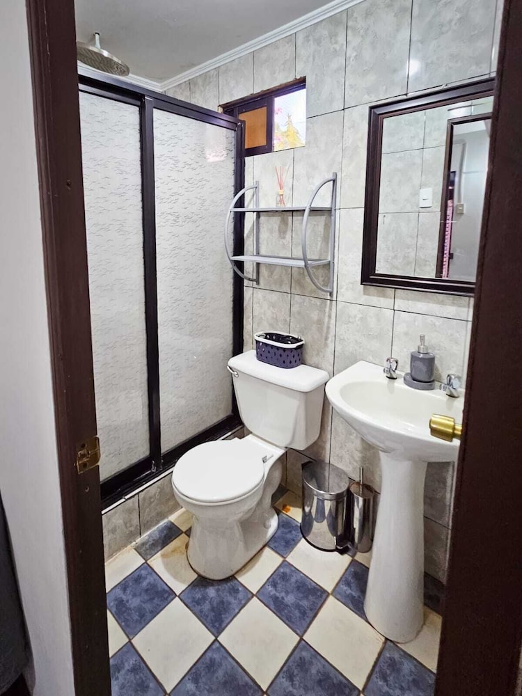 Hostal Vaianny