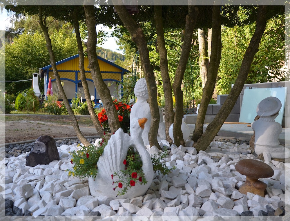 Photo 43
