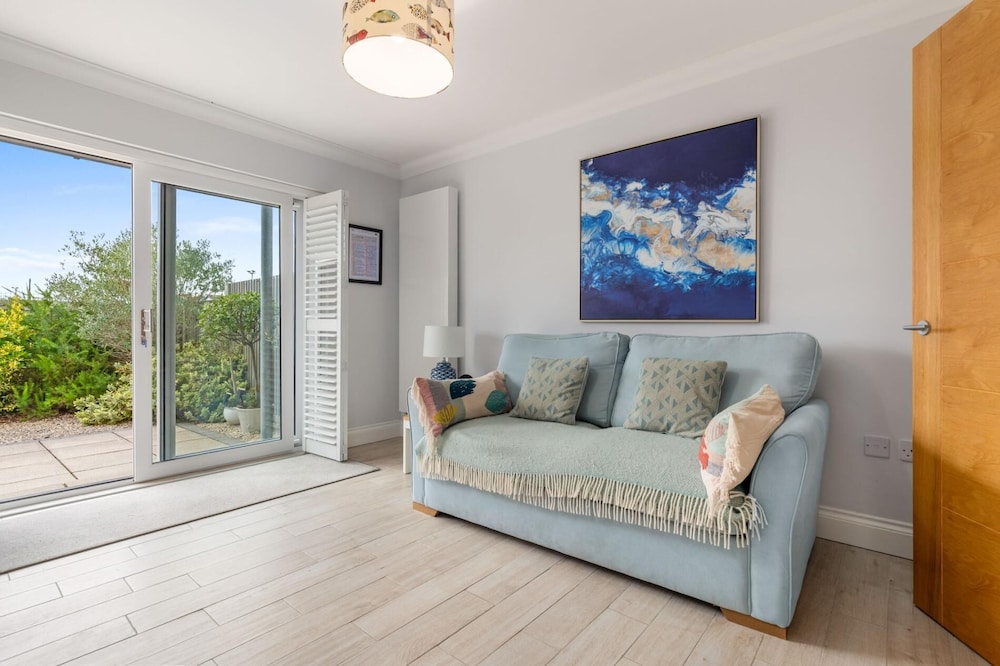 Cottage Mews - 3 Bedroom Cottage - Tenby