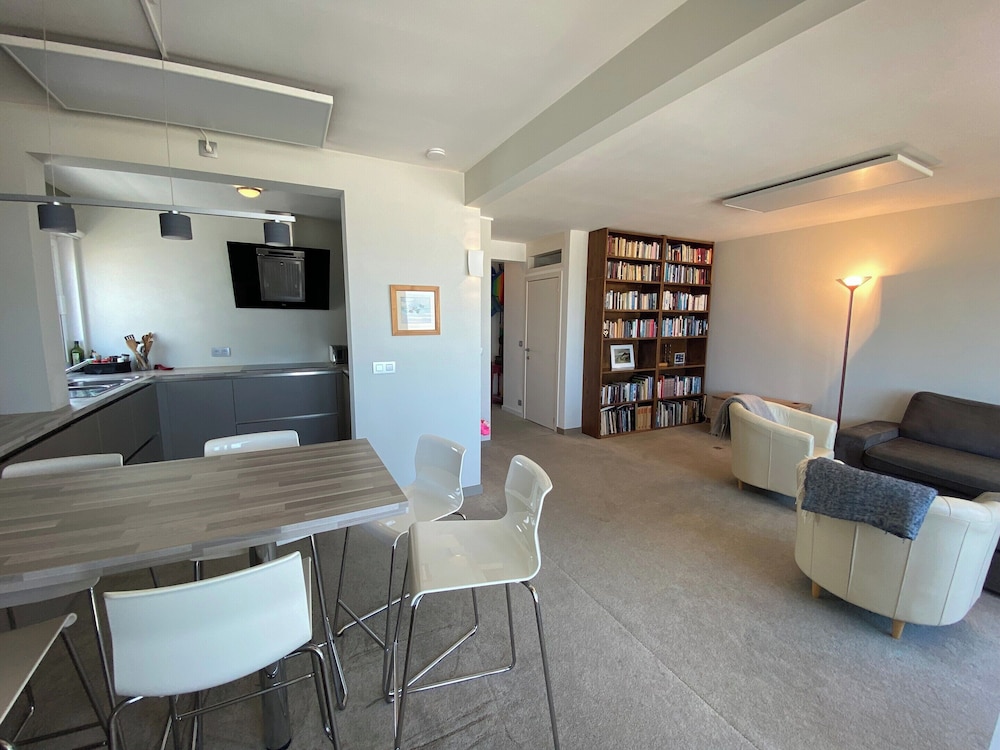 Apartment in Nieuwpoort-bad With Sea View