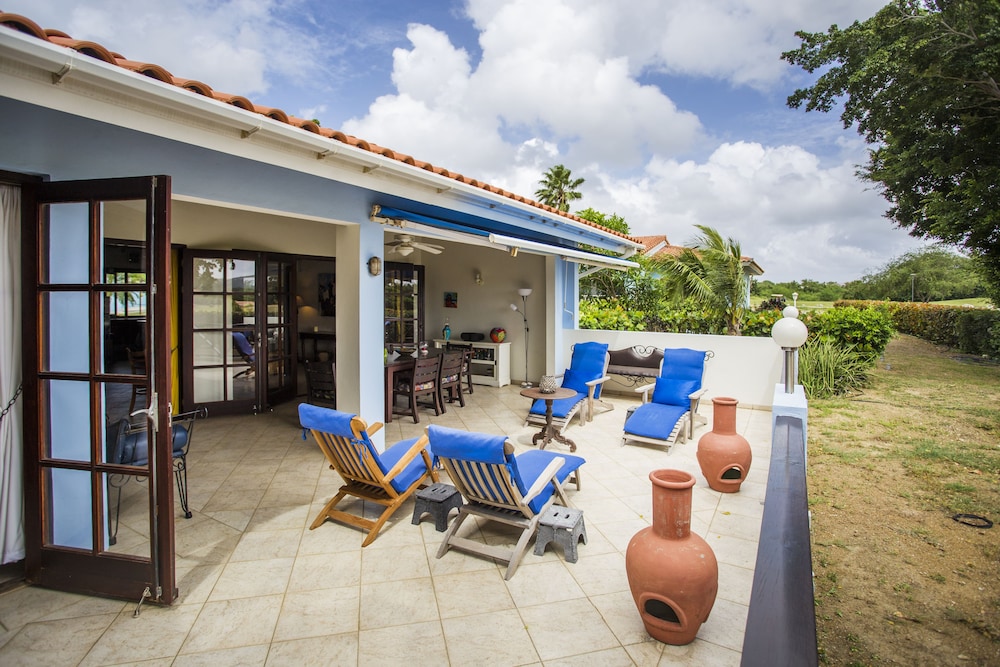 Blue Bay Bungalows