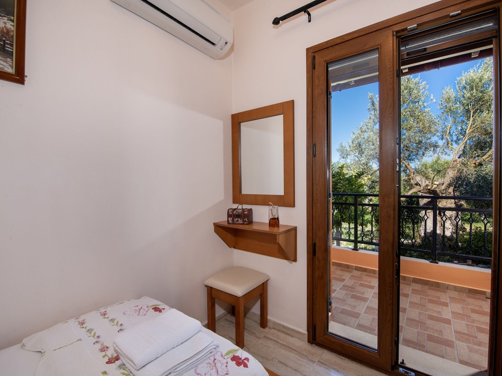 Villa in Crete Near Beach and Olive Groves view 5