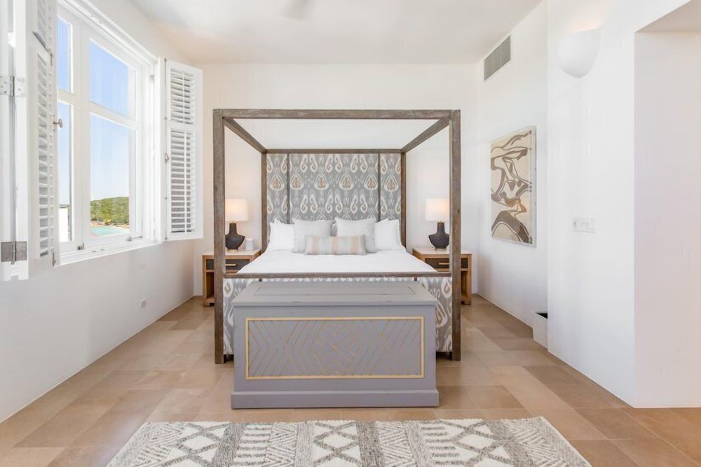 Long Bay Villas - Villa Sky