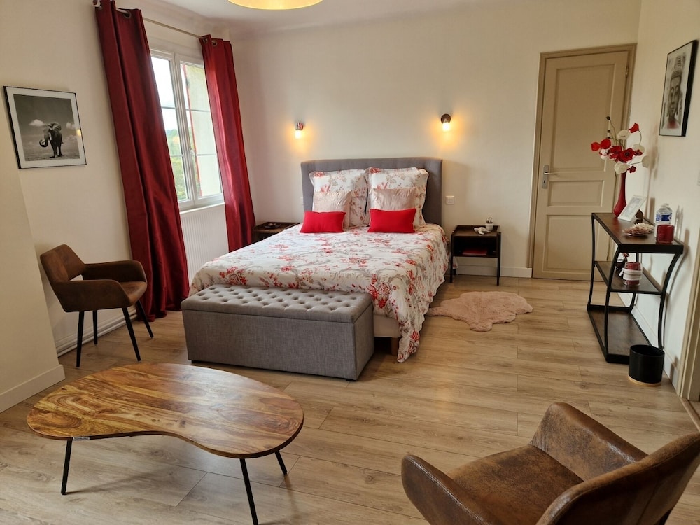 Photo 37