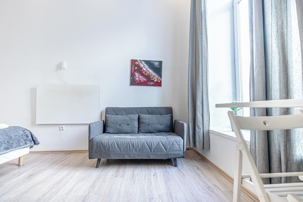 Family 2 Apts for 6P Stadthalle Area