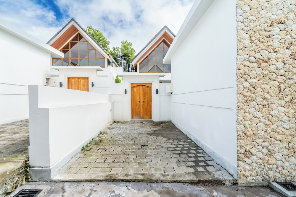 Sunset Village - Villas Complex
