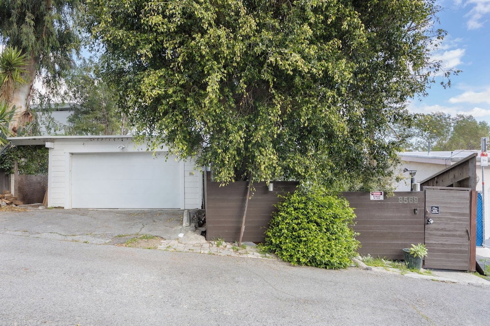 A-lister by Avantstay Hollywood Hills Luxe Group Escape w/ Pool
