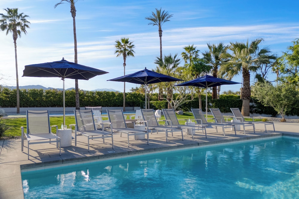 The Polo Villas by AvantStay – Modern Oasis Near Empire Polo Club