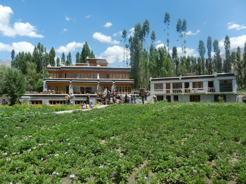 Silver Cloud Ladakh