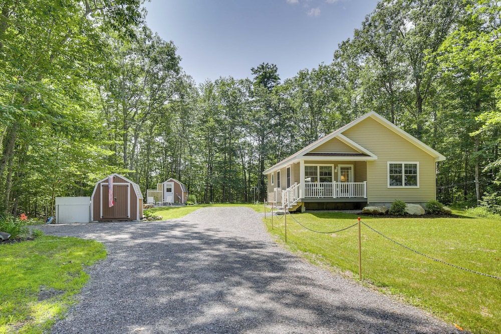 Maine Cottage w/ Dock & Kayaks, Near Augusta! view 5