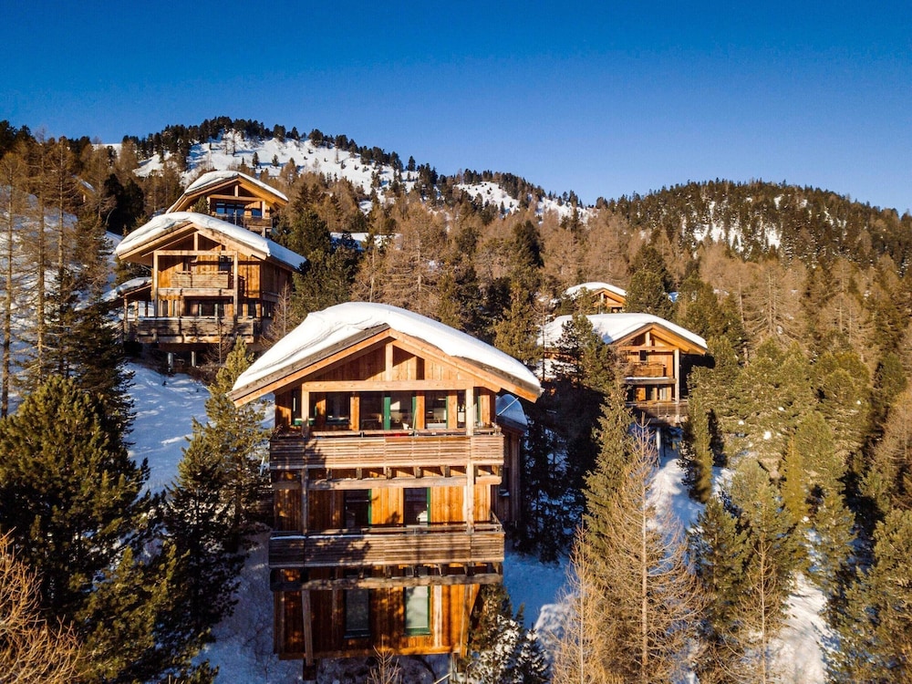 Modern Chalet With Infrared Sauna