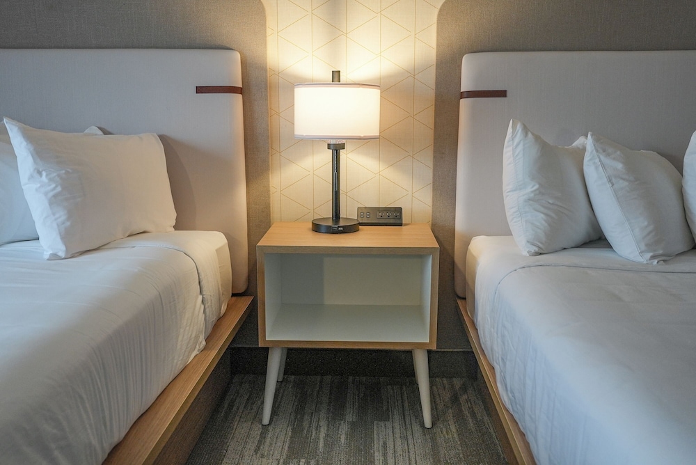 Pleasantville Vacations - The Boulevard Hotel - Property Image 5