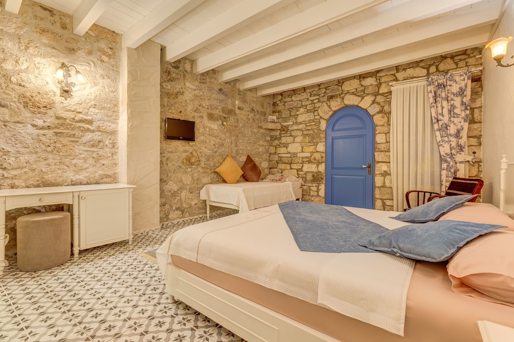 Alacati Eski Ev Hotel - Image 19