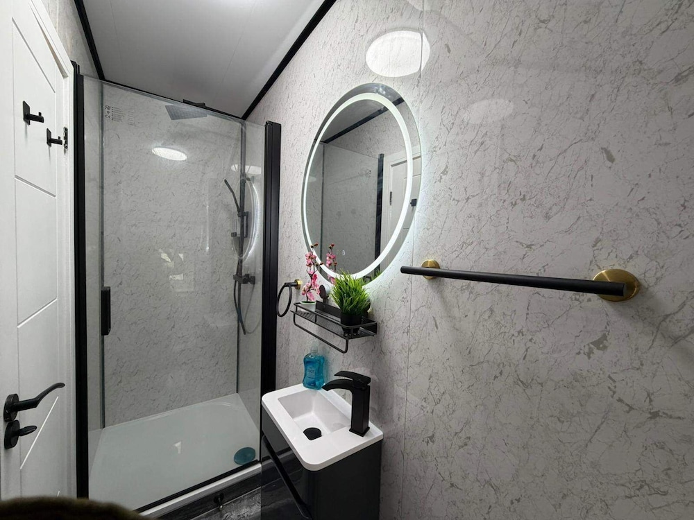 Cardiff Central Gem - 2 Bed Apartment