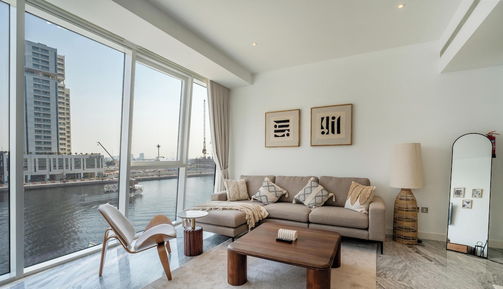 Manzil - Modern 1BR w Stunning Lake View