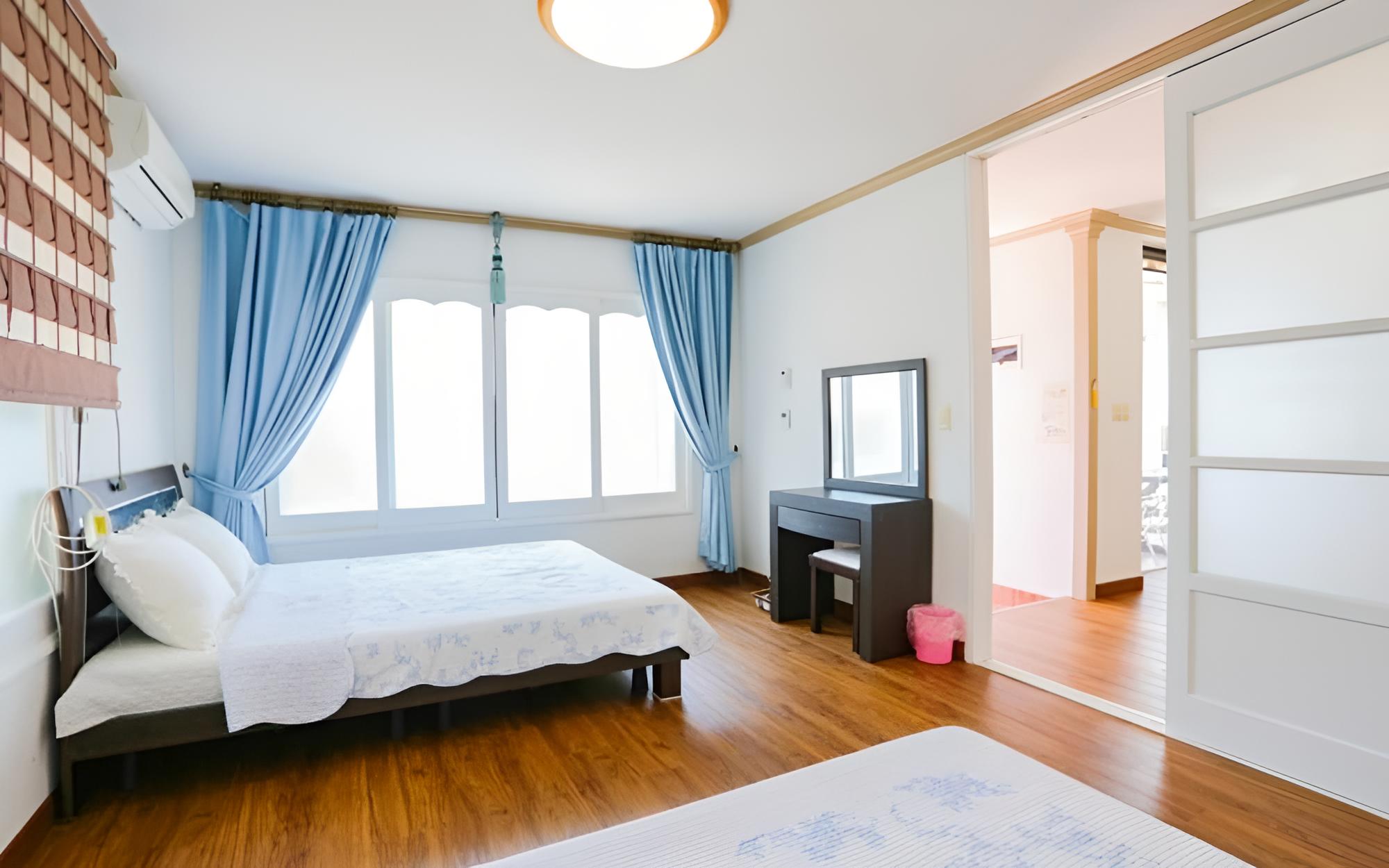 Seogwipo Bangulpungdengi Pension view 5
