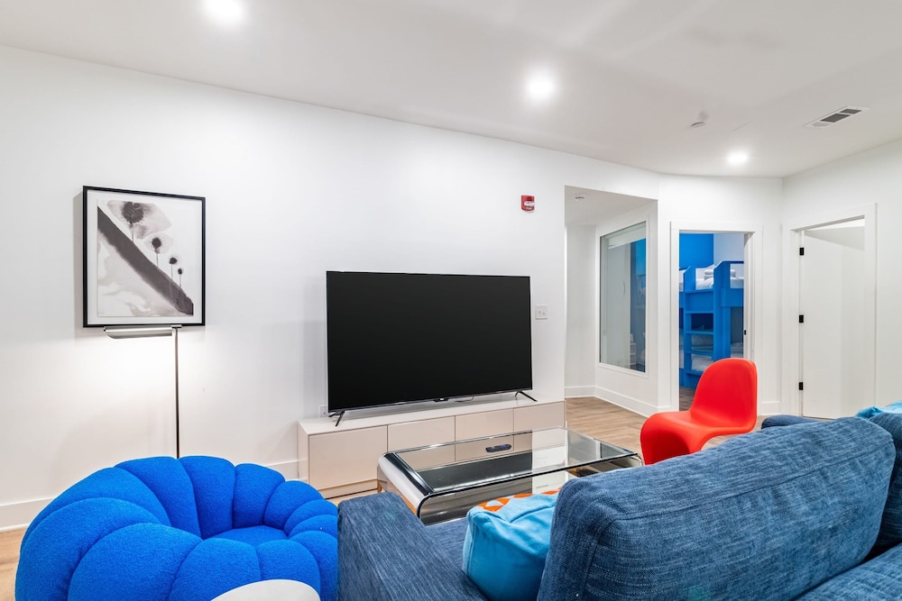 The Carter 406 by Avantstay Mins to Downtown