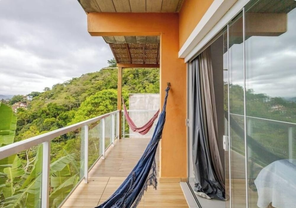 Yumi Chalés Ilhabela