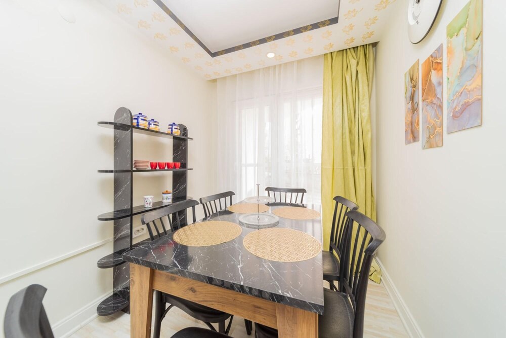 Excellent Flat Close to Kaleici in Muratpasa