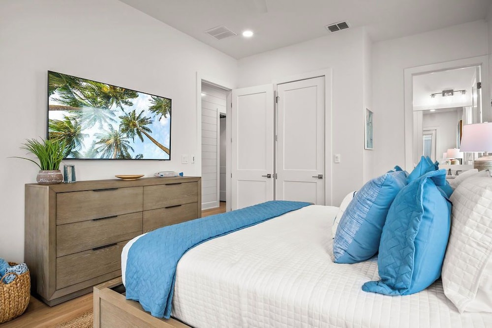 Pelican Place 108 RET