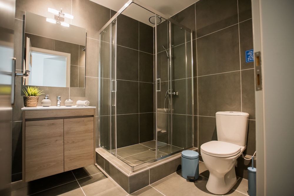 Eternal luxury suites