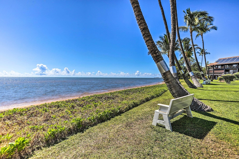 Molokai Shores Resort Condo w/ Pool & Views!