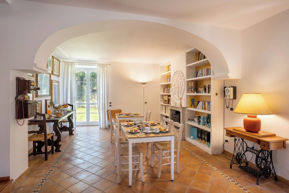 Villa LeMarche b&b