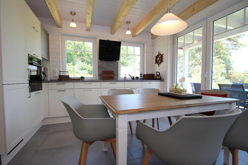 Ferienhaus Strandblick mit Sauna am Dummer See