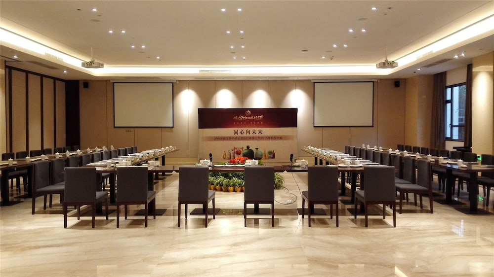 Emeishan Grand Hotel