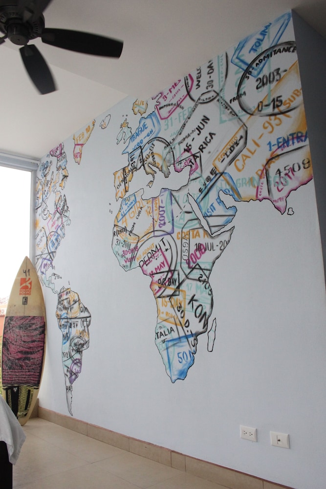 Room2Board Hostel and Surf School