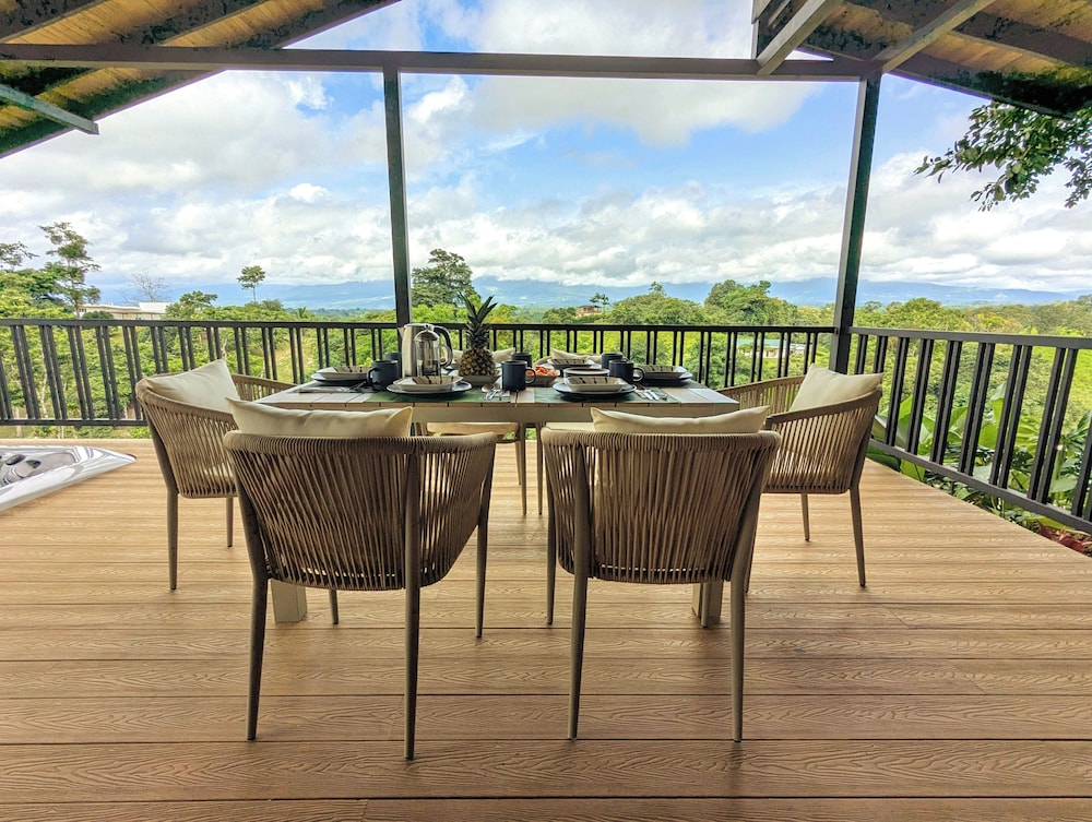 Serene Hills Arenal