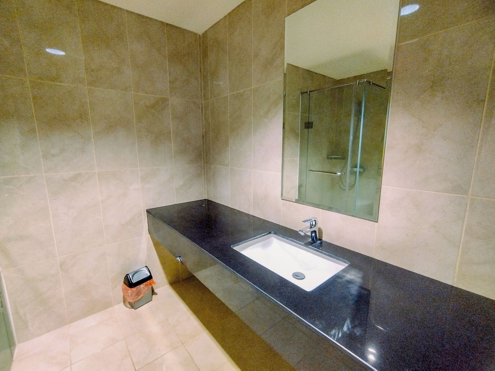 Homey Designed 2BR in City Center at Praxis Apartment