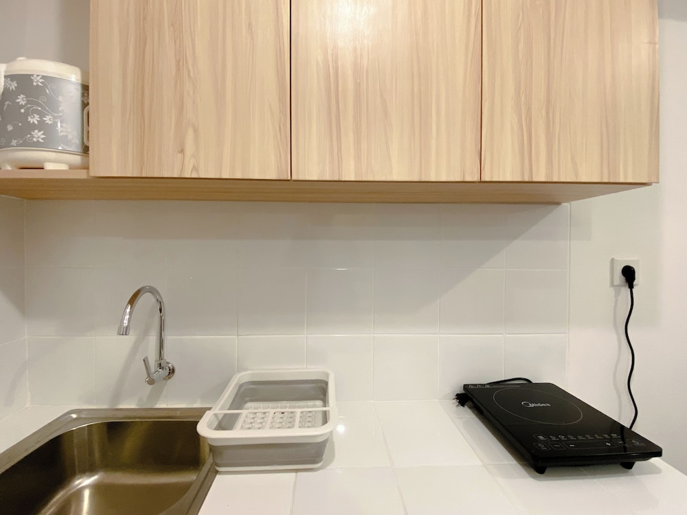 Restful And Good Deal Studio At Tokyo Riverside Pik 2 Apartment view 4