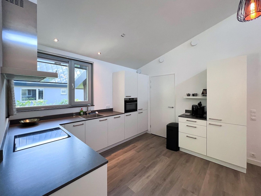 Modern Villa With Terrace and Garden in Dirkshorn view 5