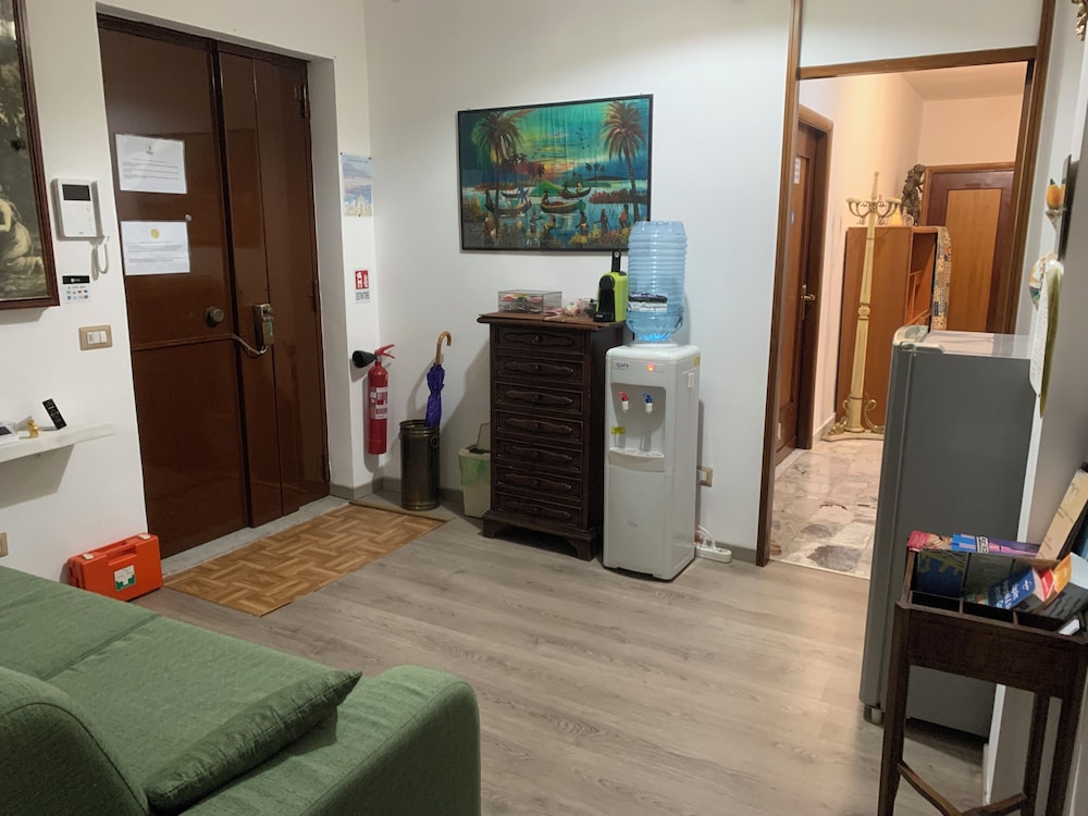 FURTURE' ROOMS