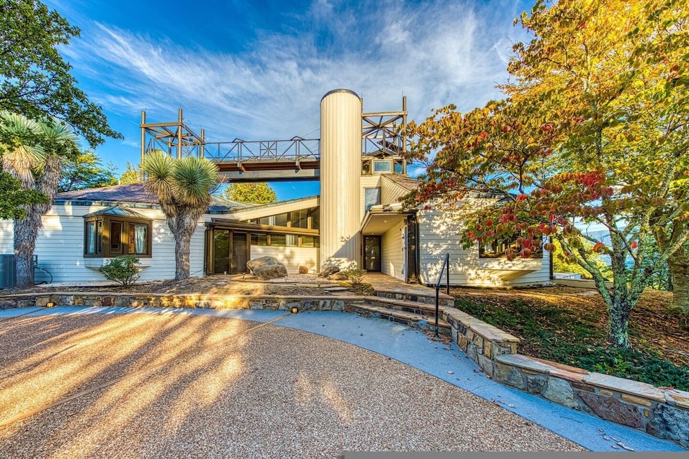 Belltop Architectural Wonder on Private Mountain