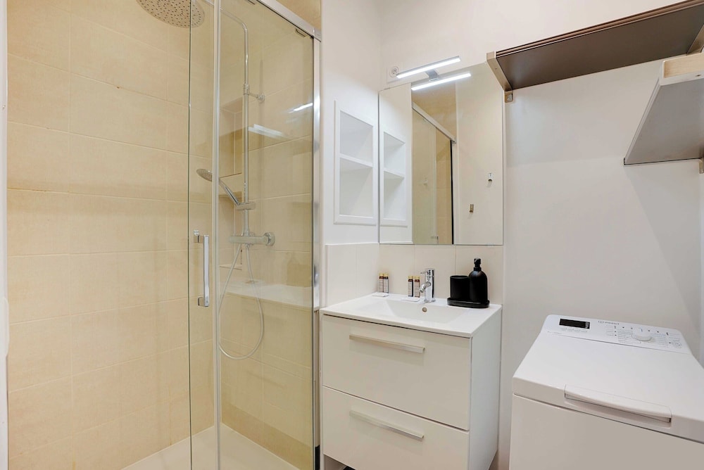 Modern Apartment - 2bdr/6p - Paris 14e