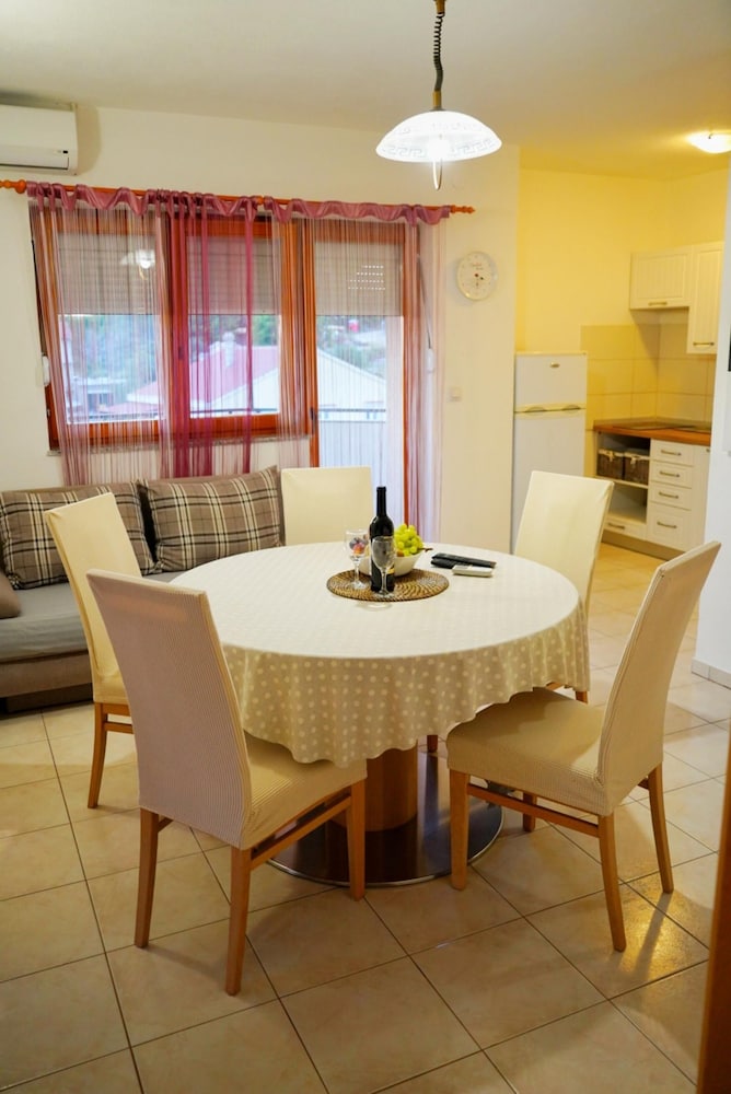 Apartments Jukic
