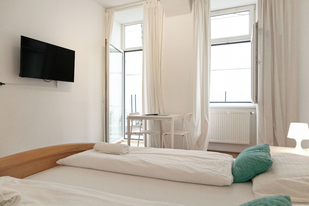 Affordable 3BR Apt Belvedere Vicinity
