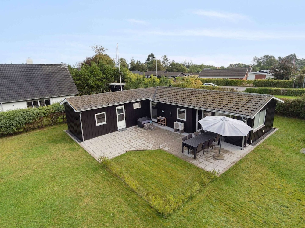 5 Star Holiday Home in Hadsund
