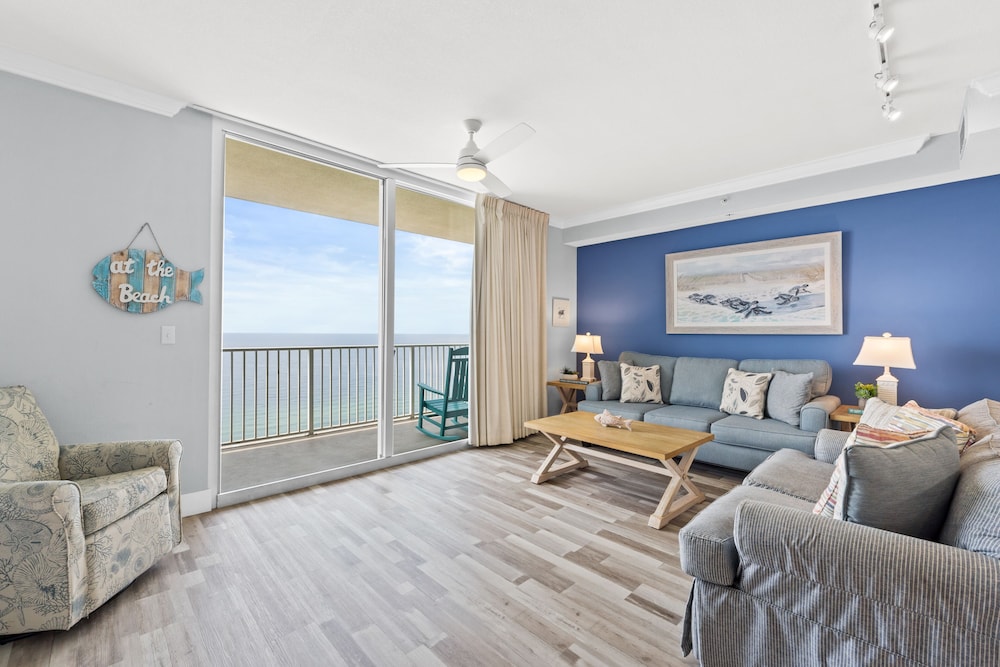 Tidewater by Book That Condo