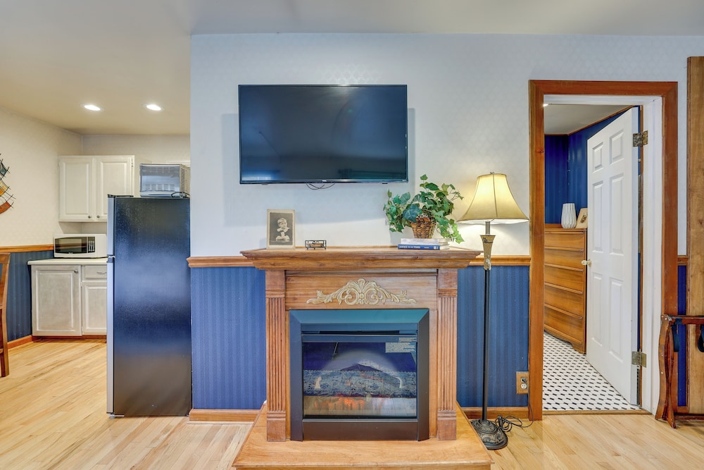 Historic Boise Studio w/ Courtyard, Blocks to Dtwn