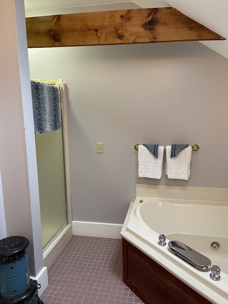 Carriage House B&B
