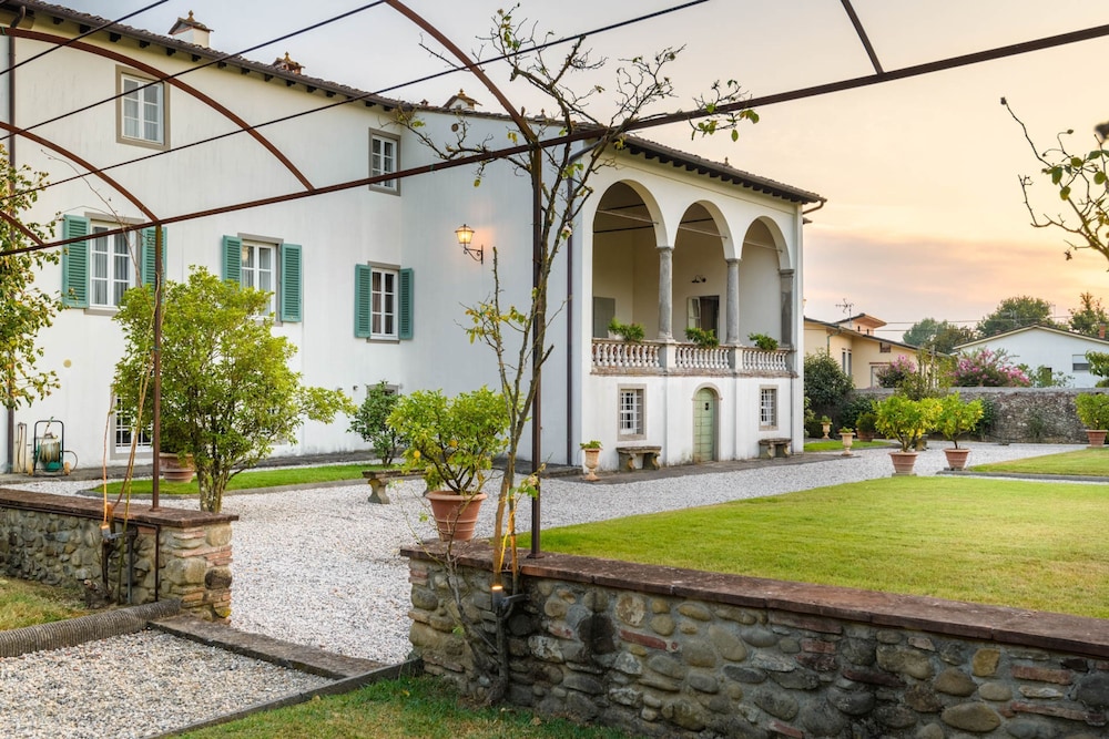 Villa Antica in Lucca
