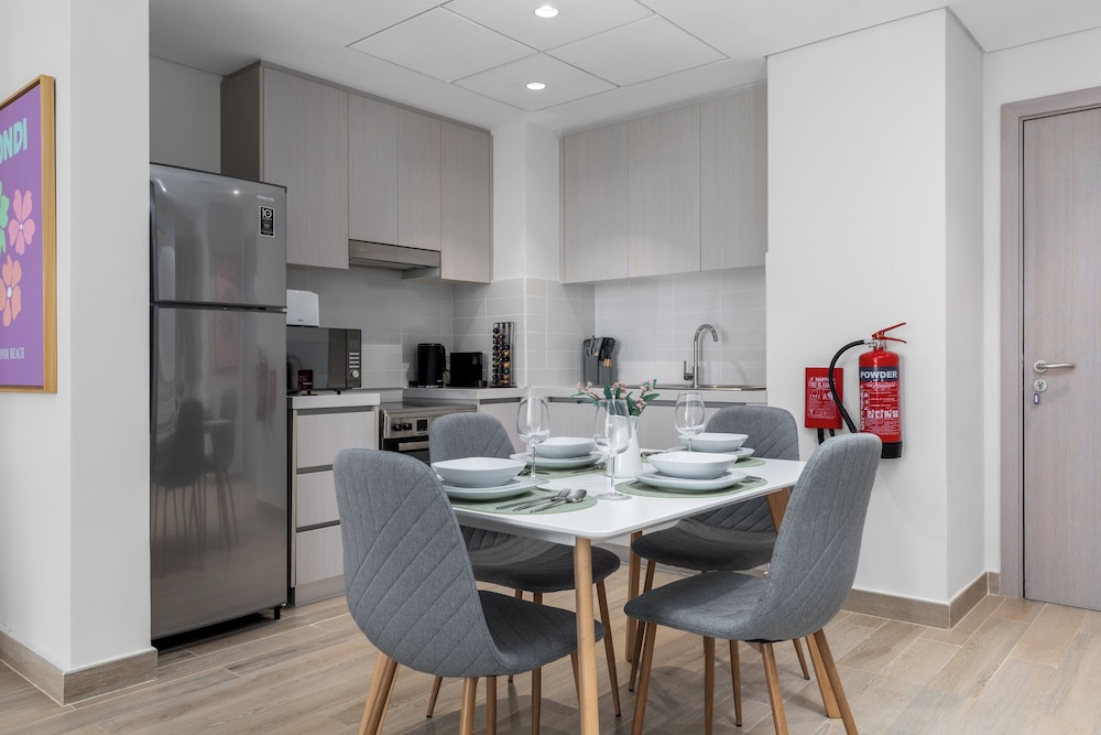 Maison Privee - Relaxed Yas Island Living Near ALL Attractions