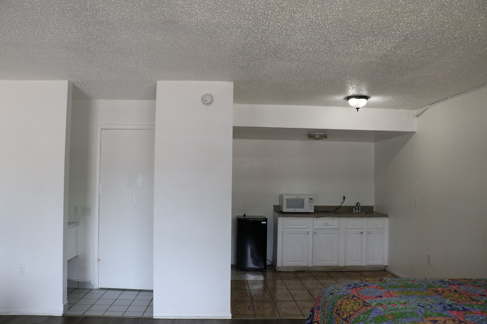 Dunedin Cove Motel