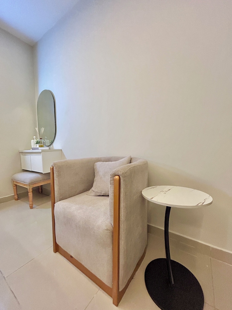 George Residence Banana Island Rd Ikoyi