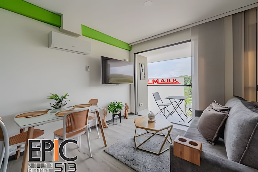 Epic Suite 513 Deluxe Aeropuerto