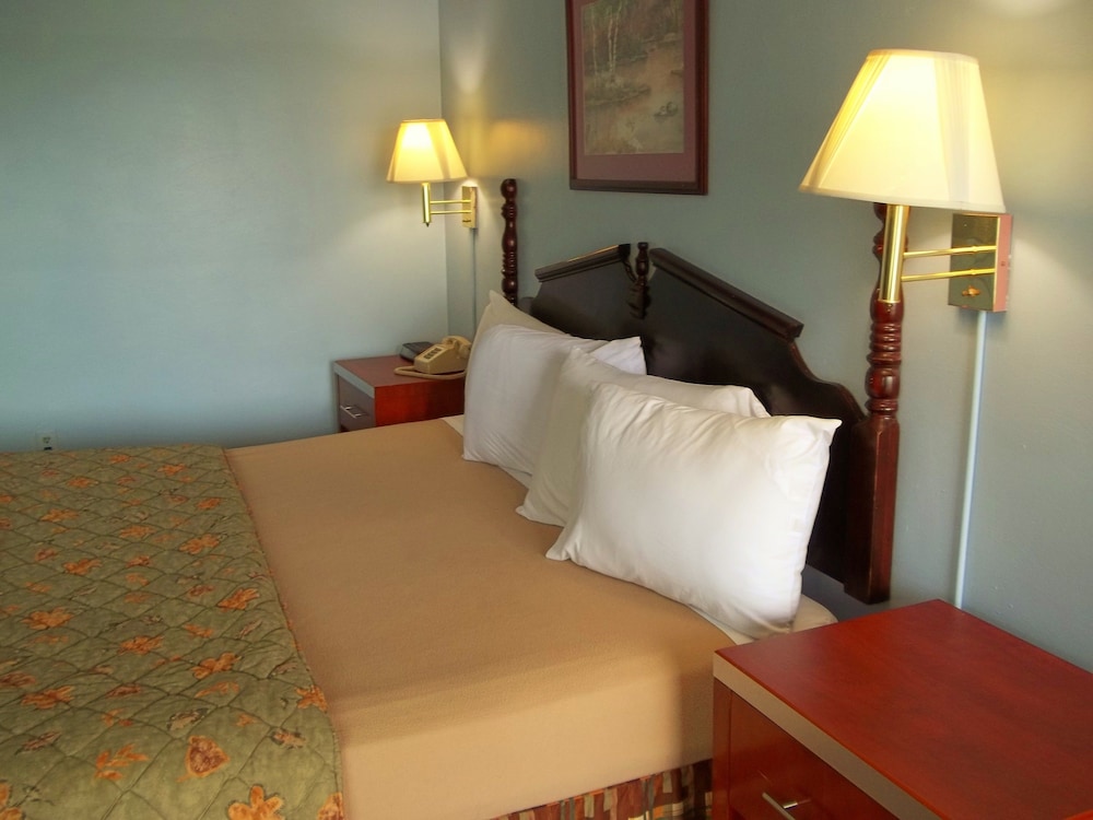 Royal Motel